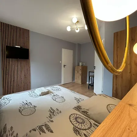 Goscinne Szumny Lasek Homestay *